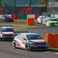 WTCC 2014: Lopez and Tarquini victorious in Suzuka image