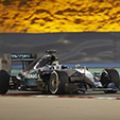 Hamitlon wins an exciting 2015 Bahrain Grand Prix image