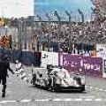 Last lap drama leads to Porsche win at 2016 Le Mans 24 Hours image