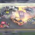 Watch a huge 21-car pileup unfold at 2019 Daytona 500  image