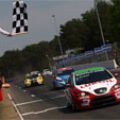 Huff and Tarquini split 2011 FIA WTCC Round 3 and 4 in Zolder image