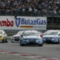 Huff makes it a double in Monza for Rounds 5 and 6 of FIA WTCC image