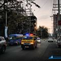What to do when there's an ambulance behind you image