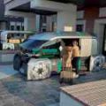 Renault's 'Robo-vans' want to make deliveries as fast as possible image