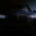 Feast your eyes on the massive grill of the BMW X7 image