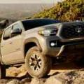 2019 Toyota Tacoma keeps V6 power with manual transmission image