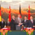 Daimler and Foton sign agreement for Truck Production in China image