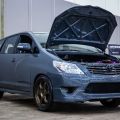 Someone shoved the 2JZ Supra engine in a Toyota Innova image