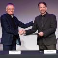 Peugeot, Fiat Chrysler officially tie the knot image
