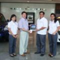 Nissan Gives Lucky Customers Early Christmas Treats image