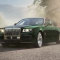 2021 Rolls-Royce Ghost Extended beats the Phantom for legroom image