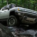 GMC resurrects the Hummer as a 1,000 HP EV supertruck image