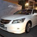 Honda reveals revised 2011 Accord image