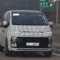 Next-gen Hyundai Starex (sort of) shows its new face image