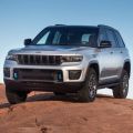 2022 Jeep Grand Cherokee can conquer any terrain image
