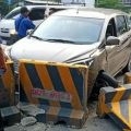 MMDA studies bollards in lieu of concrete barriers on EDSA image