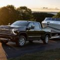 2024 Chevrolet Silverado HD can tow over 10,200 kg image