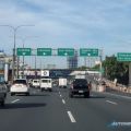 Expressway Driving: Is going (too) slow as dangerous as speeding? image
