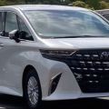 LOOK: 2024 Toyota Alphard caught in the wild...again image