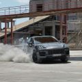 2024 Porsche Cayenne Turbo E-Hybrid packs more power than 911 GT2 RS image