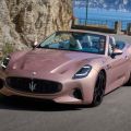 2024 GranCabrio Folgore: Maserati debuts drop top EV image