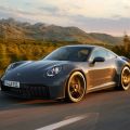 2025 Porsche 911 GTS Hybrid revealed with 541 HP image