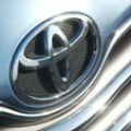 Toyota opens up global sales lead over GM image