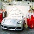 100,000th Porsche Panamera rolls off Leipzig factory image