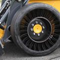 Michelin to put the Tweel into production image