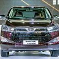 Delhi 2016: Toyota Innova Crysta launched with 2.8-liter diesel image