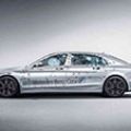 2017 Mercedes-Benz Maybach S600 Guard debuts with VR10 protection image