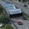 New Chinese bus concept straddles over traffic image