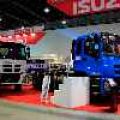 Isuzu showcases heavy-movers at 2016 Bus and Truck Show image