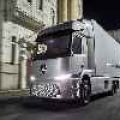 All-electric Mercedes-Benz Urban eTruck concept revealed image