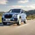 Diesel-powered Bentley Bentayga rolls out image