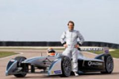 Formula E car gets electrifying review from Jarno Trulli image