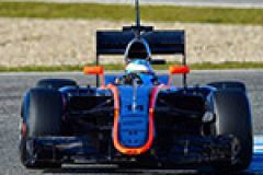 Fernando Alonso to take on McLaren race simulator test image