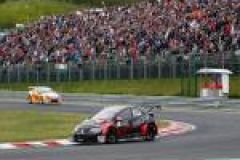 WTCC 2015: Michelisz bags home win in Hungaroring image