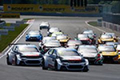 WTCC 2015: Muller, Monteiro win thriller race in Russia image