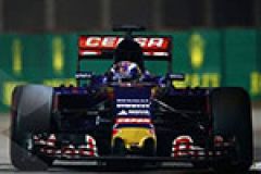 Max Verstappen defies team order, finishes 8th in Singapore GP image