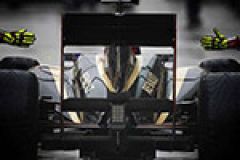 Renault signs letter of intent to acquire Lotus F1 Team image