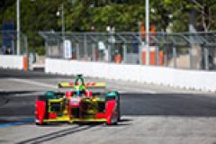Di Grassi claims second round of 2015-16 Formula E in Malaysia image