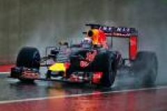 Report: Red Bull in talks to co-develop engine under Ferrari image