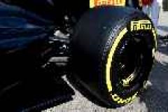 Pirelli introduces wider tires for 2017 Formula 1 season image