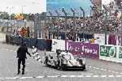 Last lap drama leads to Porsche win at 2016 Le Mans 24 Hours image