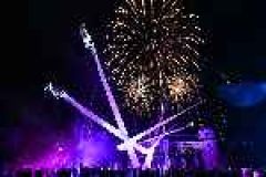 Goodwood celebrates BMW's centenary with three-car sculpture image