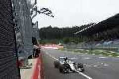 Lewis Hamilton clinches 2016 Austrian Grand Prix on final lap image