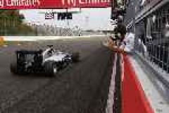 Rosberg extends points lead with 2016 Japanese GP win image