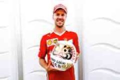 Vettel to continue driving for Scuderia Ferrari until 2020 image