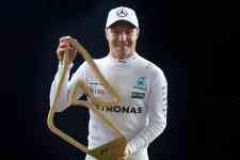 Valtteri Bottas secures Mercedes seat for 2018 F1 season image